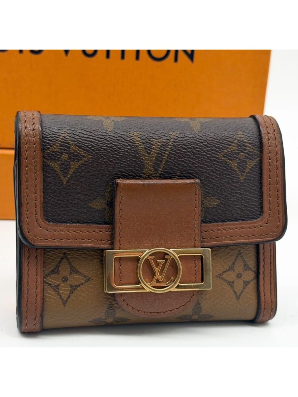 Louis Vuitton Portefeuille Dauphine Compact Reverse Monogram Wallet